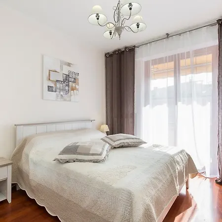 Apartment D'azeglio By Impero House Stresa